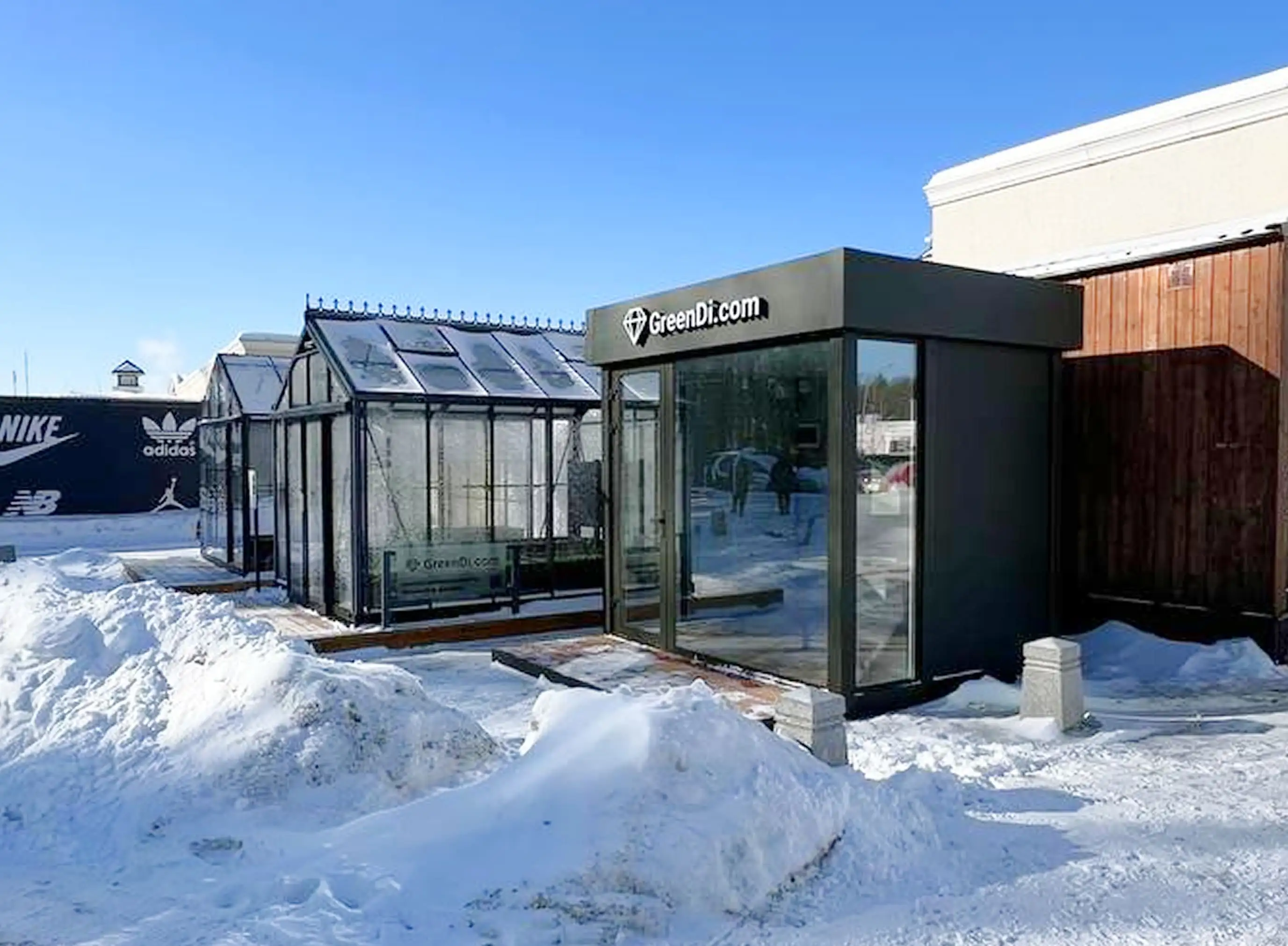 Выставочный образец во «Vnukovo Outlet Village»