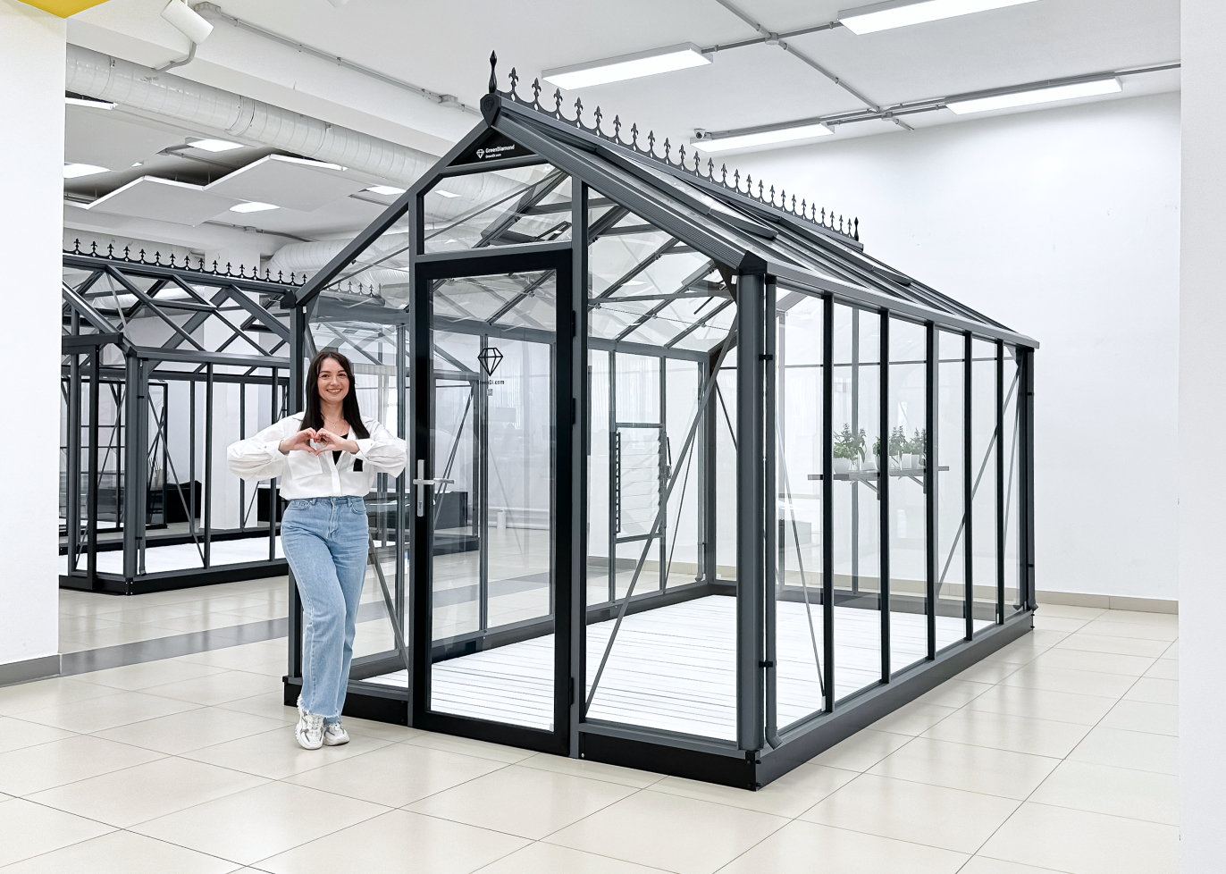 Английская теплица из стекла «GreenDi» Model 1 в Москве. Купить от ...