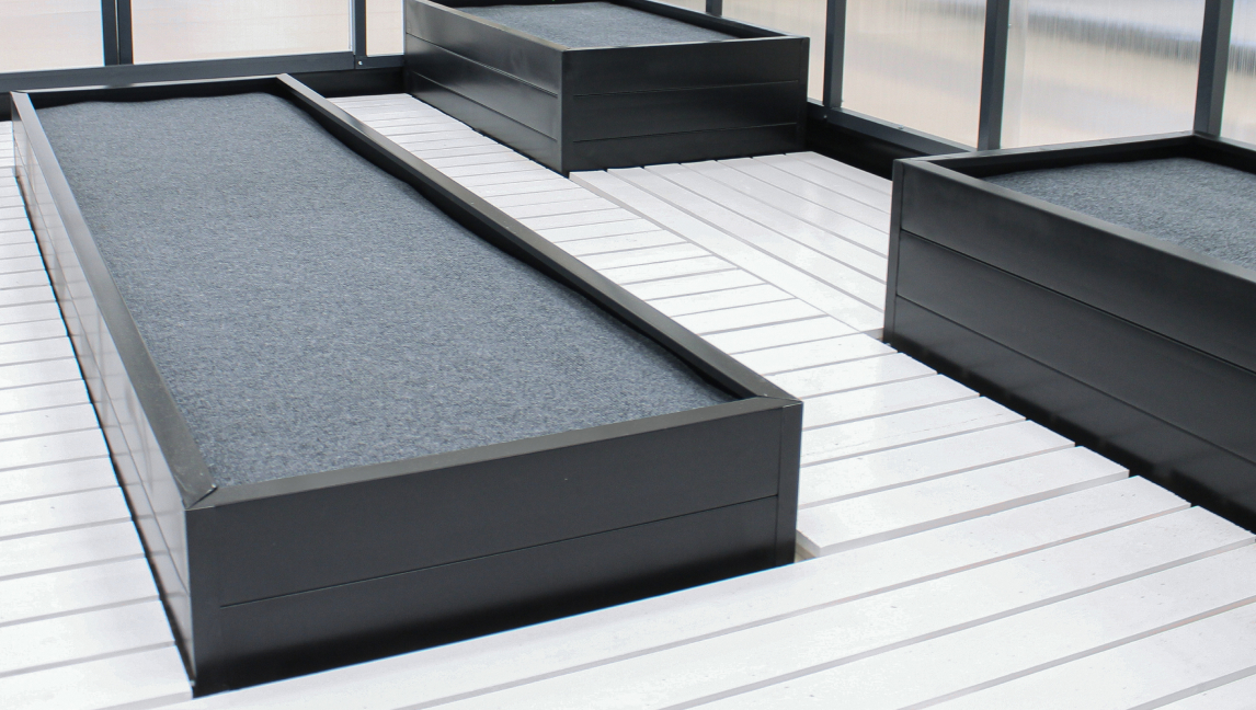 Made of galvanized C-profile 120x40 mm with a wall thickness of 1 mm.<hr>They have an additional decorative coating, the color is black.<hr>Steel beds are the best quality offer today.Thanks to our own production, we can produce beds according to your sizes.